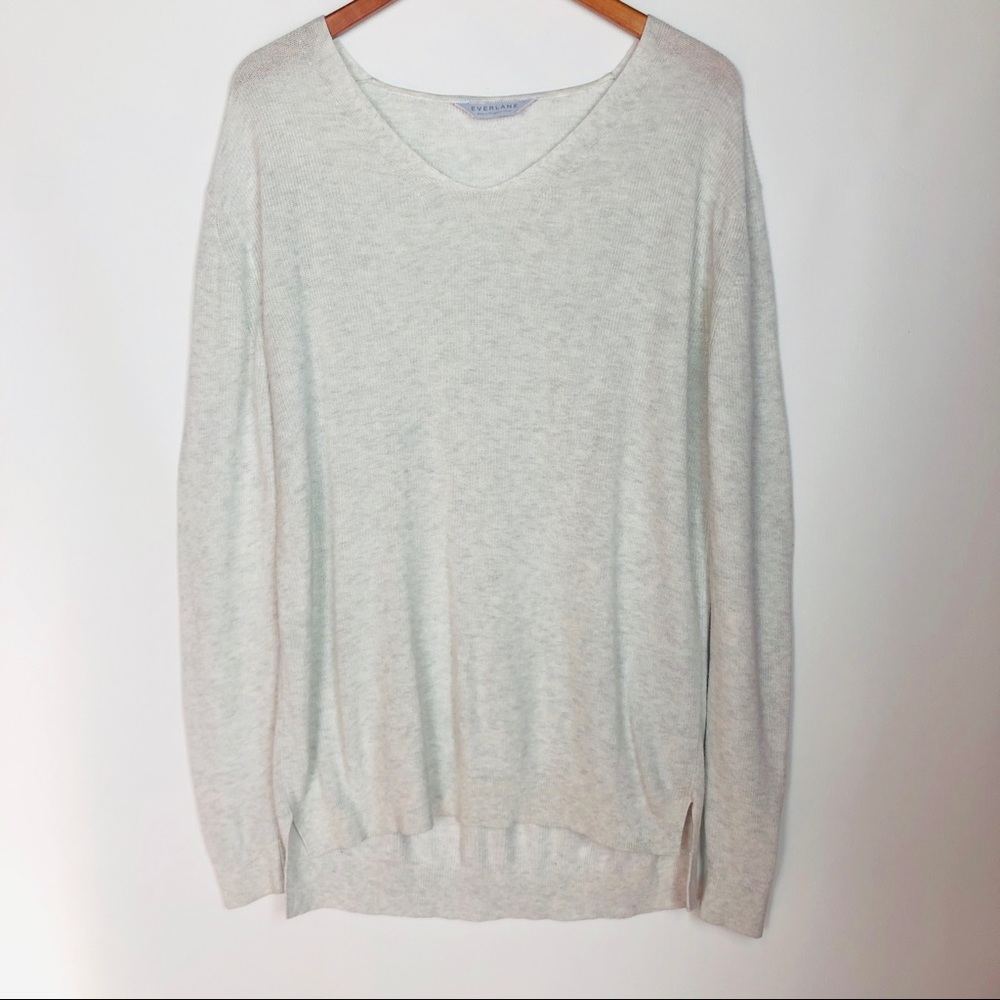 Everlane Light Heather Gray V-Neck Sweater